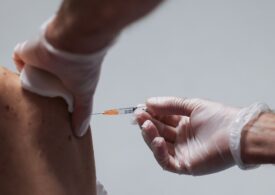 Comisia Europeană anunţă un acord pentru încă 300 de milioane de doze de vaccin antiCOVID de la Pfizer