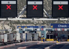 Marea Britanie nu exclude posibilitatea de a închide frontierele din cauza numeroaselor mutaţii ale SARS-CoV-2