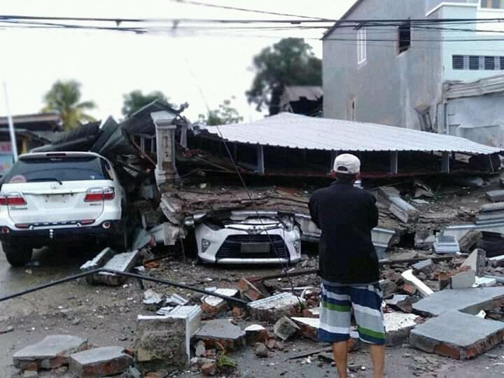 Bilanțul cutremurului care a zguduit Sulawesi a crescut la 56 de morți