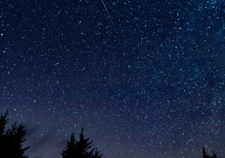 Prima ploaie de meteoriţi din 2021 va lumina cerul în weekend