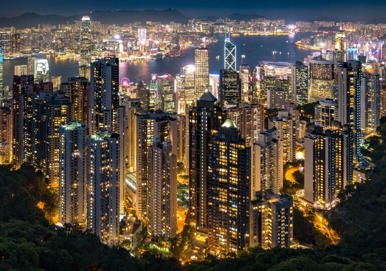 Hong Kong: Toți locuitorii orașului vor fi testați antiCovid. Desemnarea noului lider a fost amânată
