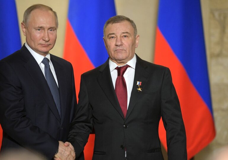 Oligarhul rus Arkady Rotenberg spune că „Palatul lui Putin” este al său