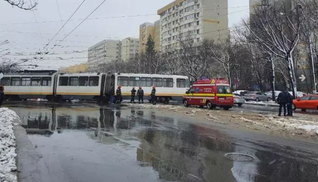 Un tramvai a deraiat în Capitală