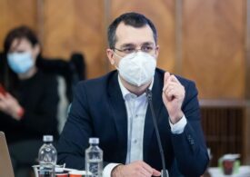 Vlad Voiculescu: Campania de vaccinare e militarizată și prost organizată