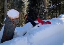 Viralul zilei: Când zăpada transformă adulții în copii