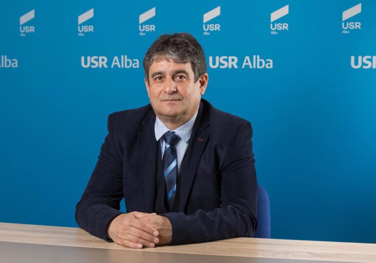 Primarul USR din Alba Iulia anunță că se întoarce la rădăcini și matcă. <span style="color:#990000;">UPDATE</span> Reacții acide de la colegii de partid, dar și de la PSD