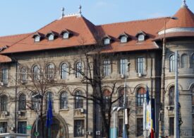Zeci de profesori de la Colegiul Gheorghe Șincai refuză să intre la ore, nemulțumiți de numirea unui nou director. Reacția ministrului Educației (Video)