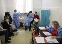 Peste 3 milioane de români s-au vaccinat antiCovid. De luni se deschide al doilea centru drive-thru
