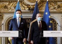 Ucraina cere Franței un nou summit ”cu Putin” privind războiul din Donbas