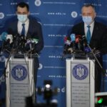 Măsurile pentru deschiderea școlii, anunțate cu trei zile înainte. Miniștrii cer părinților să își dea acordul cât mai repede pentru testarea copiilor