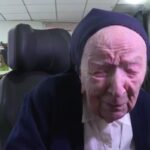 Cea mai vârstnică persoană din Europa, o călugăriţă de 117 ani, s-a vindecat de COVID-19
