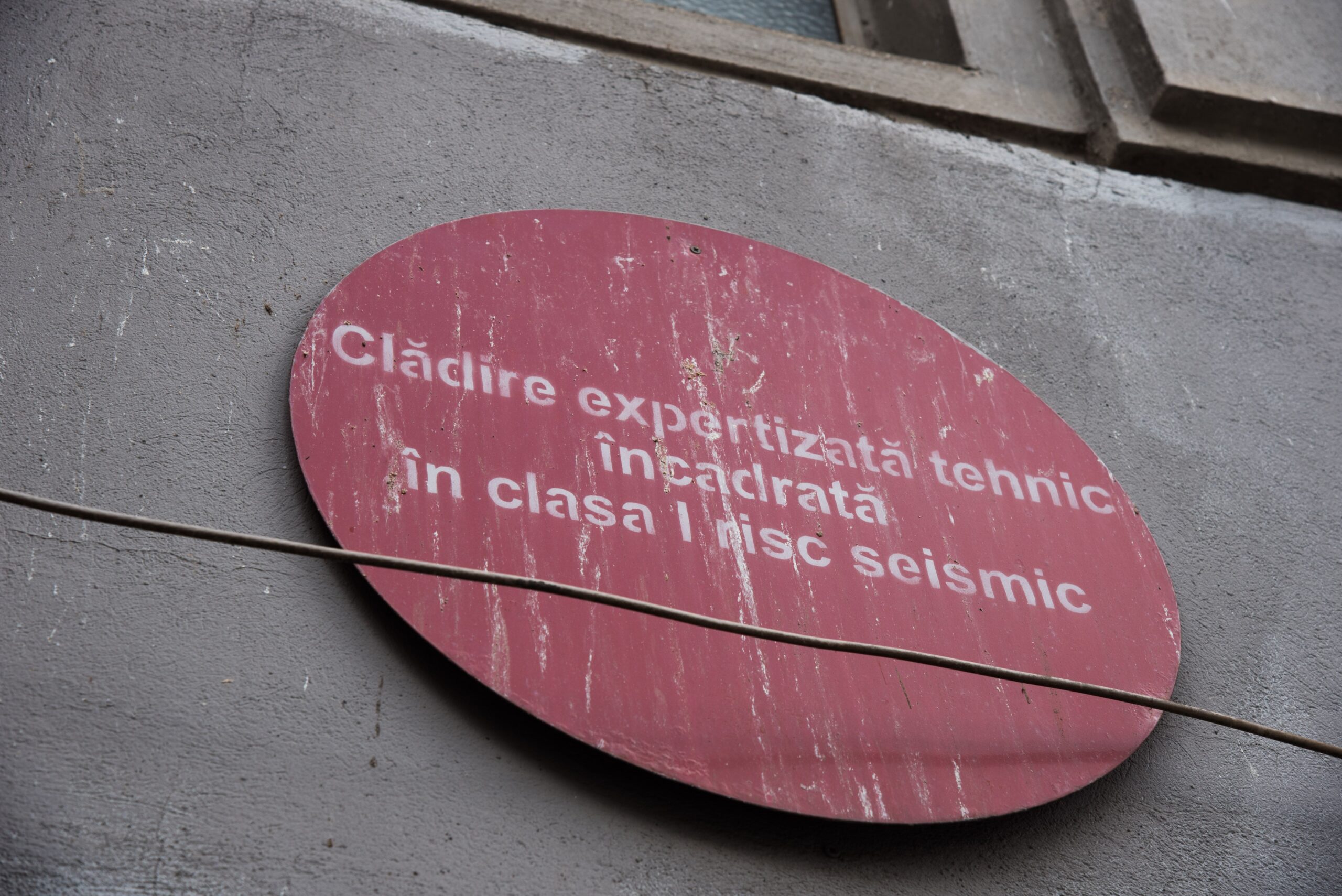 În ultimii 30 de ani s-au consolidat din bani publici doar 26 de clădiri cu risc  seismic, 19 fiind în București - spotmedia.ro