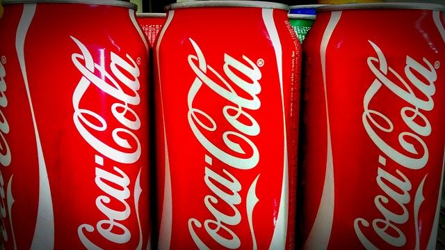 Grevă la Coca Cola: Gigantul american e în conflict cu muncitorii din Germania