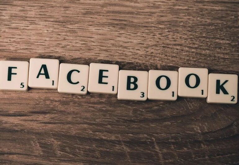 Facebook a primit încă 7 milioane de euro amendă, în Italia