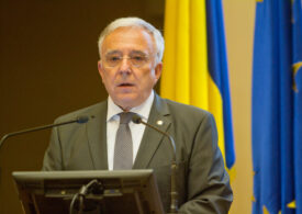 Isarescu (BNR): Băncile să faciliteze ieșirea ordonată a firmelor care nu vor supraviețui crizei Covid