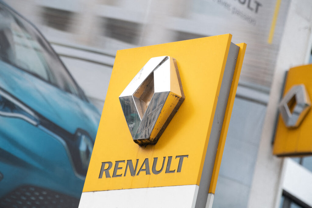Renault intenționează să elimine 3.000 de posturi administrative