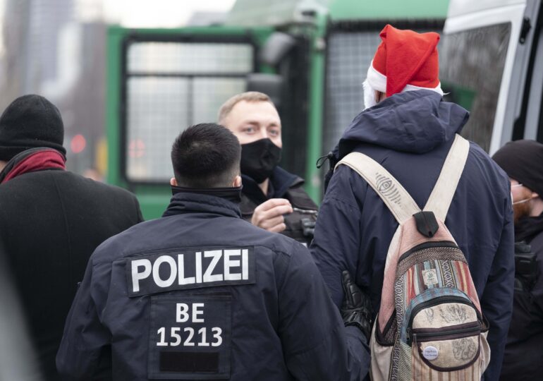 Germania şi Danemarca au dejucat un complot terorist, arestând trei islamişti sirieni