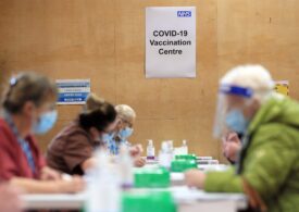 Marea Britanie riscă să rateze planurile de imunizare în masă din cauza ostilității cu care tratează imigranții