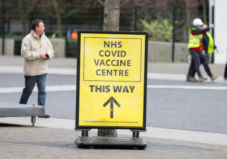 În Marea Britanie s-au vaccinat deja anti-COVID peste 10 milioane de oameni