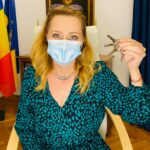 Elena Lasconi a prezentat, în premieră, casa de oaspeți a Primăriei Câmpulung Muscel, la care a schimbat yala. Cine avea cheile