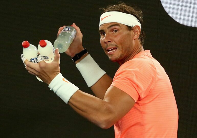 Rafa Nadal avansează la Monte Carlo, Djokovic eliminat