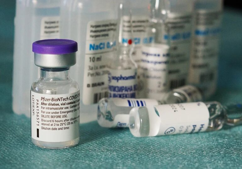 Statele UE nu au reuşit să se înţeleagă asupra redistribuirii a 10 milioane de doze de vaccinuri Pfizer