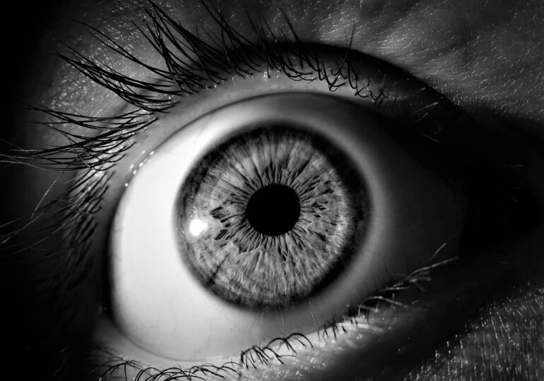Coronavirusul ar putea provoca boli ale ochilor ce pot duce la pierderea vederii, arată un studiu