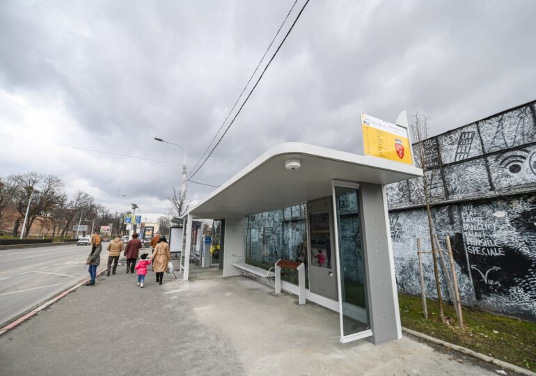 Prima staţie de autobuz inteligentă din Sibiu, pusă în funcțiune: Este conectată la internet