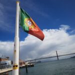 Noi condiții în Portugalia pentru munca de acasă: amenzi pentru șefii care perturbă viața angajaților și compensații pentru cheltuieli
