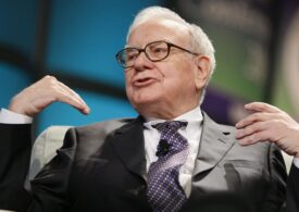 Averea lui Warren Buffett a atins 100 de miliarde de dolari, după ce acţiunile Berkshire au urcat la un nivel record