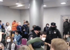Intervenție în forță a poliției din Rusia la o reuniune a opoziției: Toți participanții au fost arestați (Video)