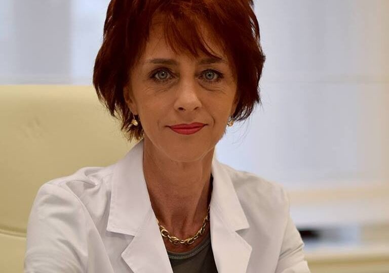 Doctorița Groșan a fost audiată de Colegiul Medicilor, dar nu primește nicio sancțiune: Va continua să îşi trateze pacienţii exact cum a făcut-o până acum