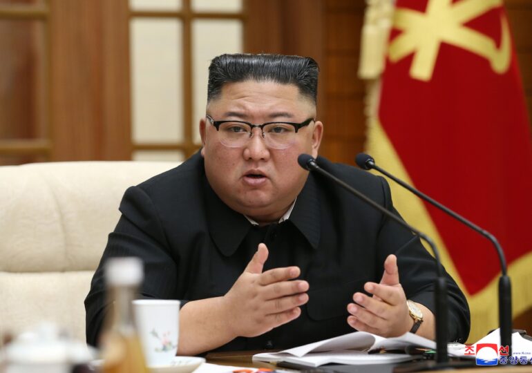 Kim Jong Un ordonă fabricarea mai multor rachete: Să fim gata de război