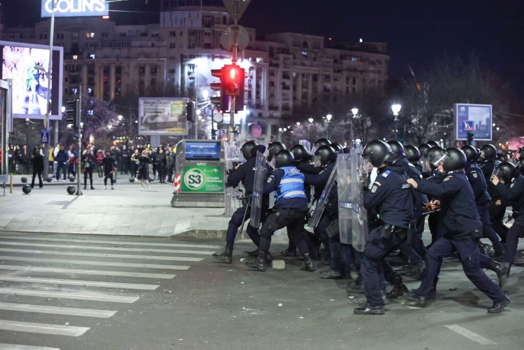 proteste Bucureşti jandarmi