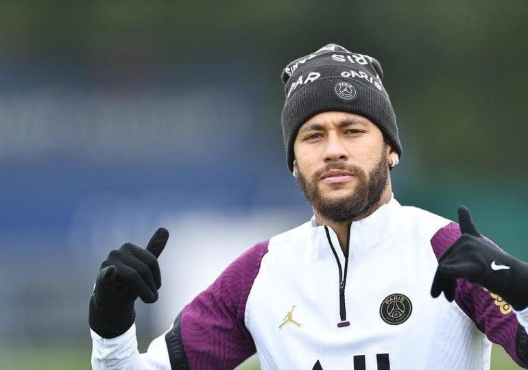 Neymar pune capăt speculațiilor