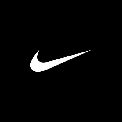 Nike a dat în judecată un grup artistic pentru lansarea „Pantofilor Satanei” care conţin sânge uman (Foto)