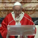 Un băieţel l-a întrebat pe papa Francisc dacă va merge în Ucraina să salveze copiii de acolo: „Ar putea face mai mult rău decât bine”