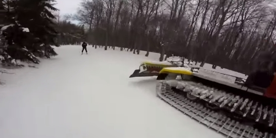 Un drum forestier din Caraș-Severin a fost transformat în cea mai lungă pârtie de schi din ţară (Video)