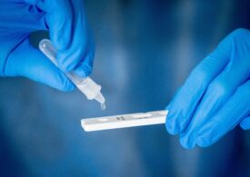 Medicii de familie vor primi la cerere teste rapide antigen, pentru a creşte capacitatea de testare