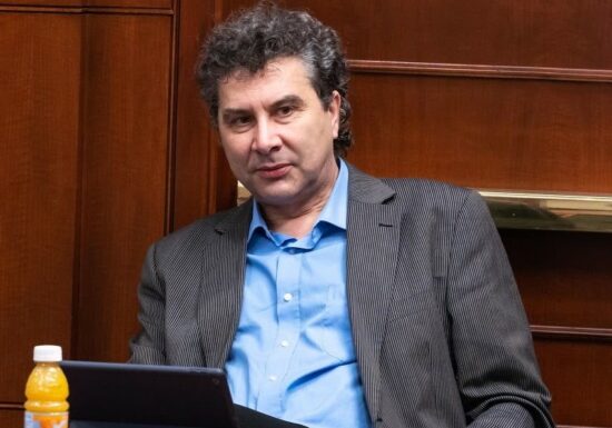 Operațiunea fotografiilor: Intervenție de tip proxy-based sau atac hibrid, suntem într-o fereastră îngustă de intervenție. Cum funcționează armele de contaminare informațională <span style="color:#990000;">Interviu </span>