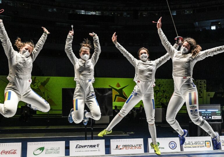 România câștigă medalia de bronz la Campionatele Mondiale de scrimă pentru juniori, la sabie