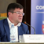 Cum l-a încurcat engleza pe Costel Alexe, la ședința Consiliului Județean (Video)