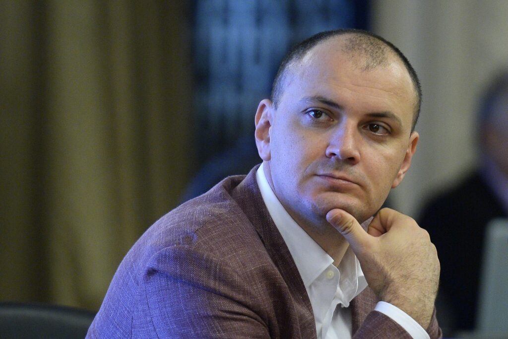 Ce caută Ghiță de la RTV în negocierile de la Cotroceni