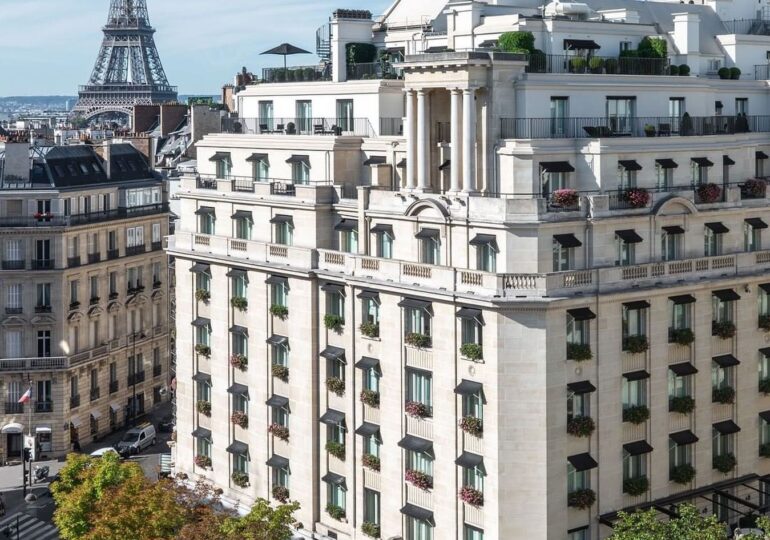 Jaf de proporții într-un hotel de lux din Paris