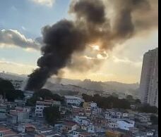 Un incendiu a distrus colecţiile mai multor galerii de artă din Sao Paolo (Video&Foto)