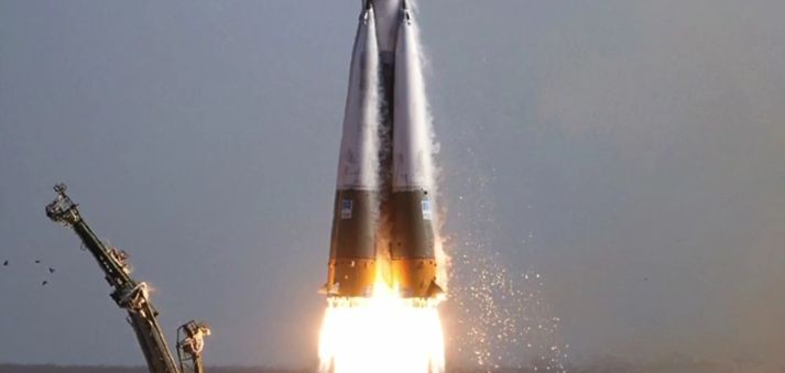 Rusia a lansat 36 de noi sateliţi