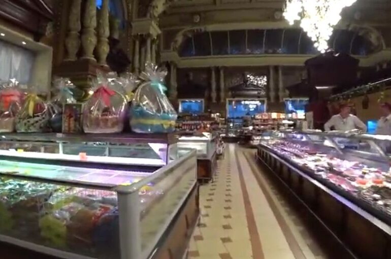 Cel mai celebru magazin din Moscova, inaugurat în 1901, se închide din cauza pandemiei (Video)