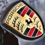 Porsche vrea să construiască în Germania o fabrică de baterii pentru vehiculele electrice