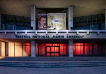 Maraton al vaccinării la Teatrul Național din Craiova. Cei care se imunizează pot câștiga un abonament pentru stagiunea 2021-2022