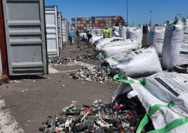 Încă 15 containere încărcate cu deşeuri din Germania au fost descoperite în Portul Constanţa (Foto)